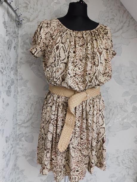 Luxusne letne šaty, 40