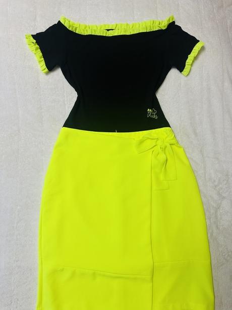 Súprava croptop a sukňa neónovej farby zn. magenta, m