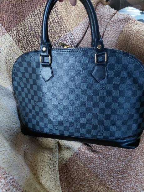 Kabelka 39x28,