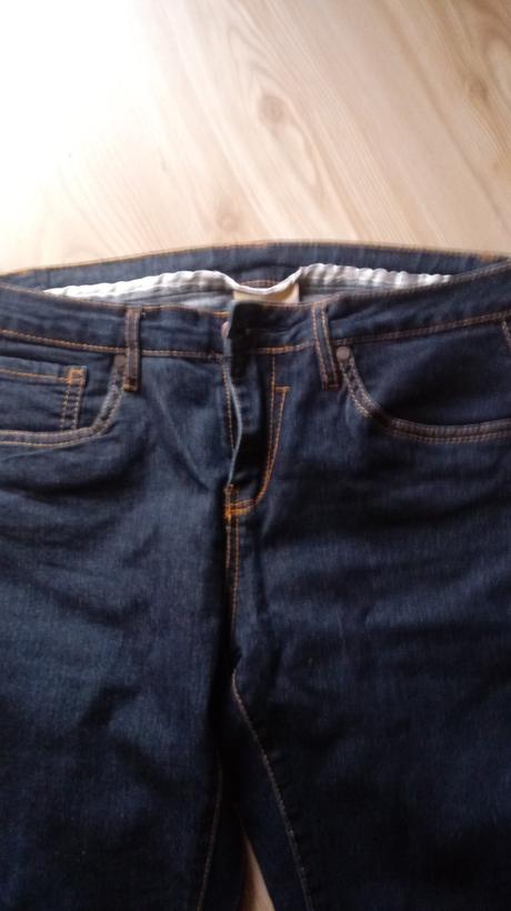 Tmavomodre rifle slim fit zuzeny strih, 28