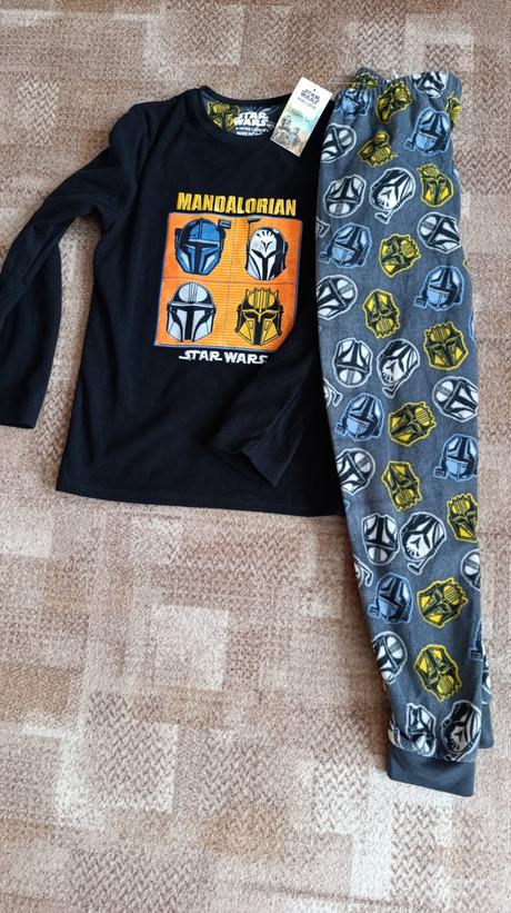 Pyžamo, primark,134