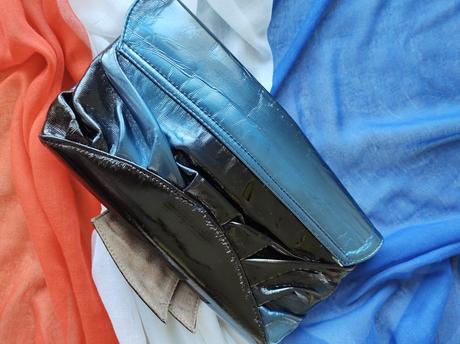 Listová kabelka - lakovaná, 