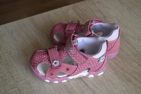 Sandálky, bären-schuhe,23