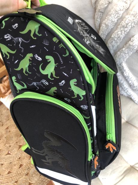 Týždeň použitá školská taška, 