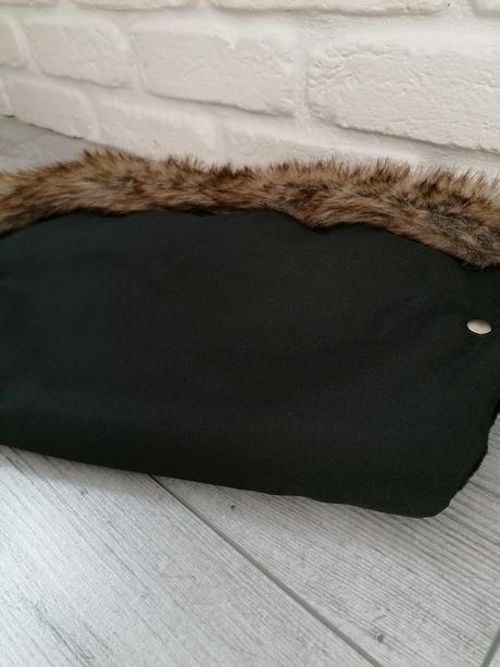 Rukávnik s kožušinkou, 