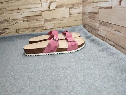 Jasný 43 - celokožené ružové sandále, 43