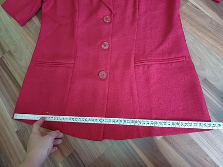 Sukňový kostým, 40