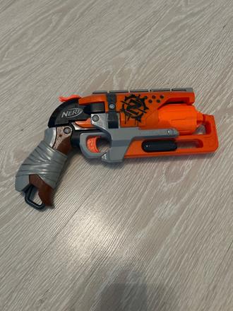 Nerf zombie strike,