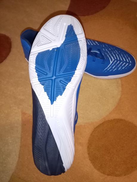 Kopačky a halovky, decathlon,42