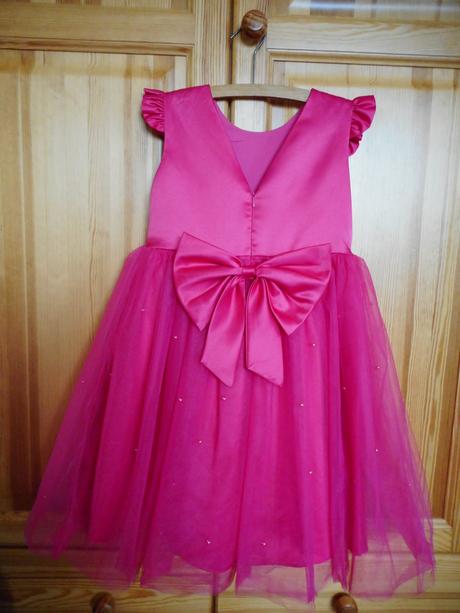 Dievčenské slávnsotné šaty 140cm, 140