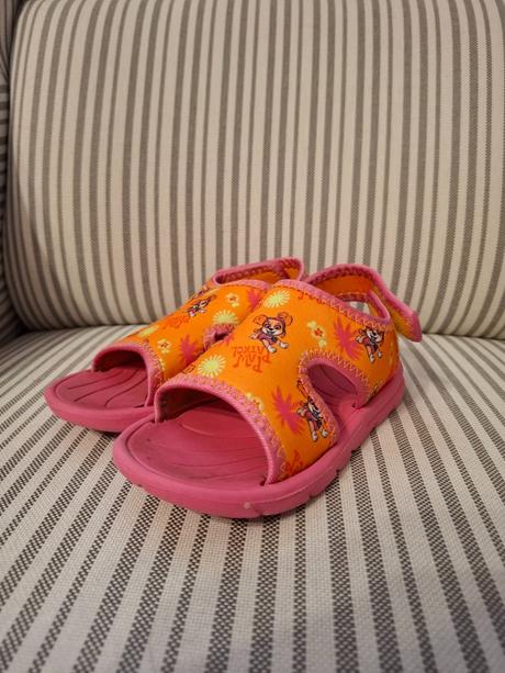 Sandálky labková patrola, 27