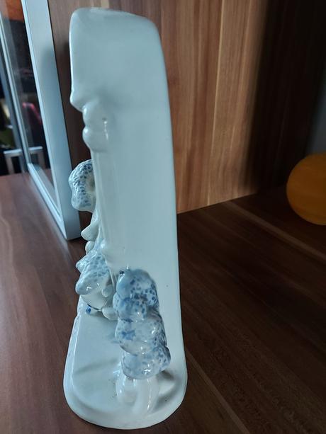 Ozdobne hodiny retro, 