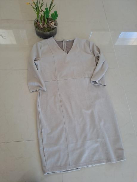 Super šaty, gate,40