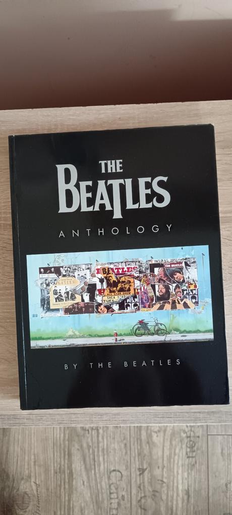 Beatles knihy,