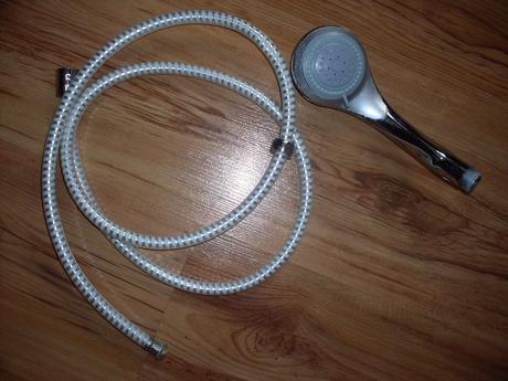 Sprchová hlavica s hadicou, 