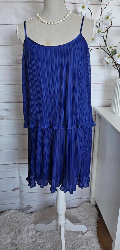 Krásne lahulinké šaty, new look,m