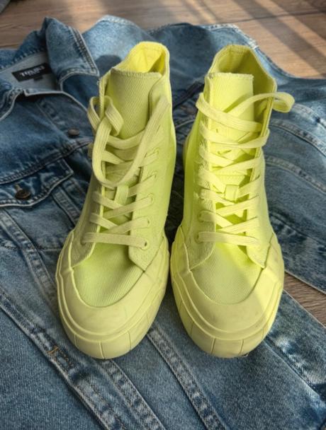 Tenisky, reserved,39