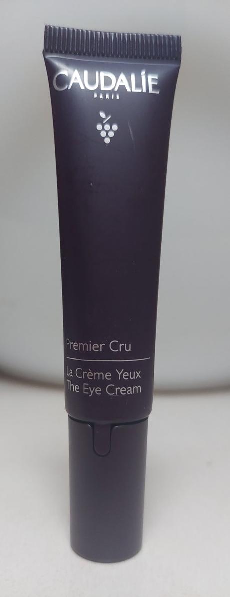 Nove kremy caudalie,