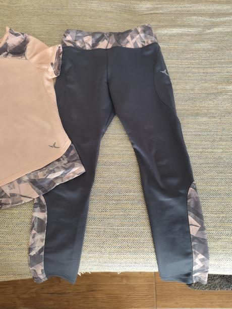 Leginy a tricko, decathlon,122
