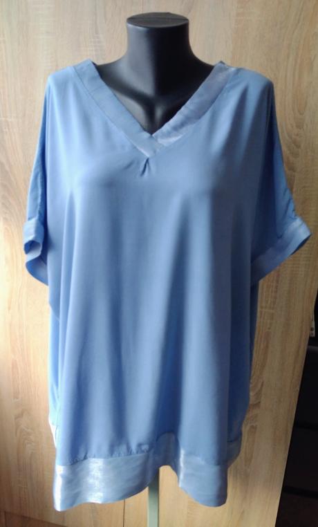 Bledomodrá blúzka, 54