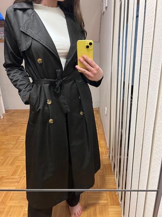 Trenchcoat, s