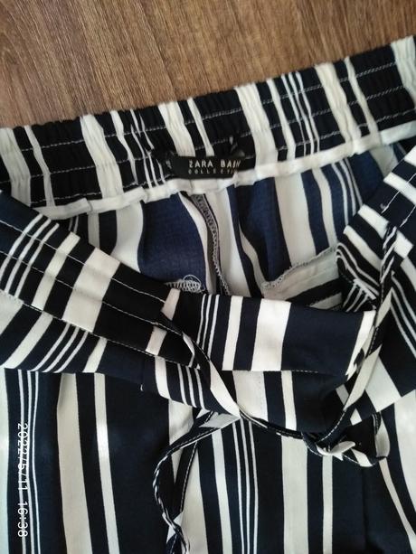 Padave nohavice, zara,xs