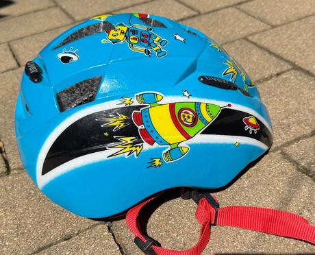 Cyklistická prilba uvex, s