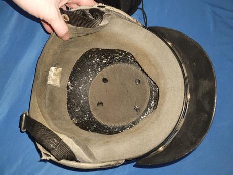 Retro prilba na motorku shiro,