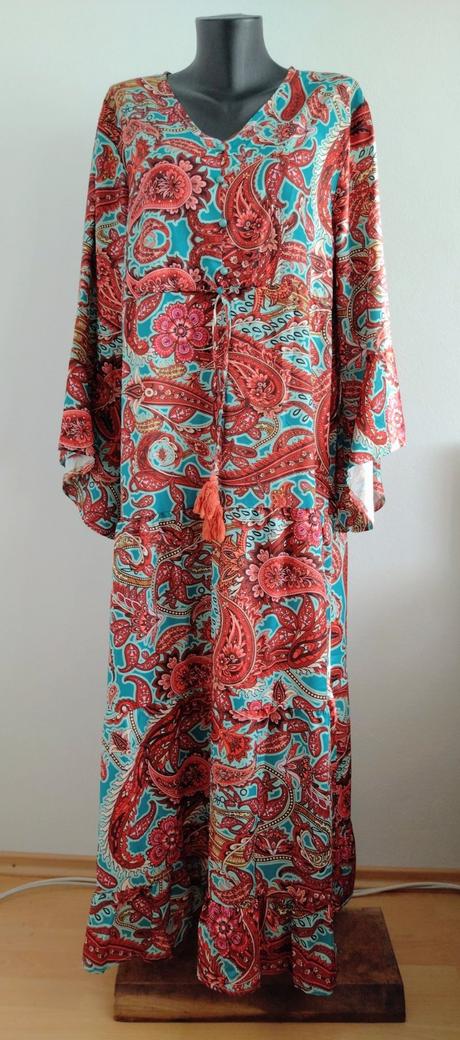 Boho maxi šaty s paisley vzorom, 48