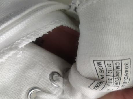 Tenisky, reserved,31