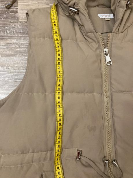 Béžová dlhá  vesta, l