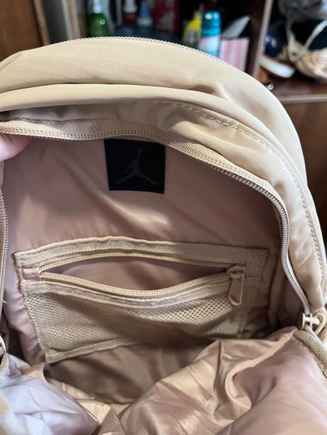 Ruksak jordan, nike