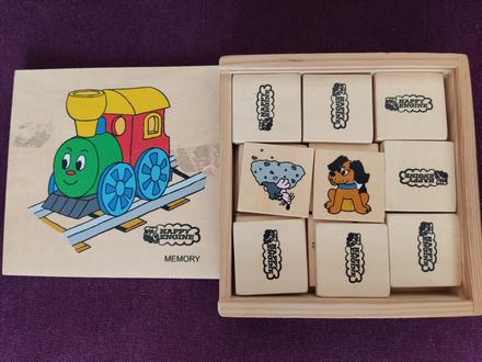 Rozne drevene hracky,