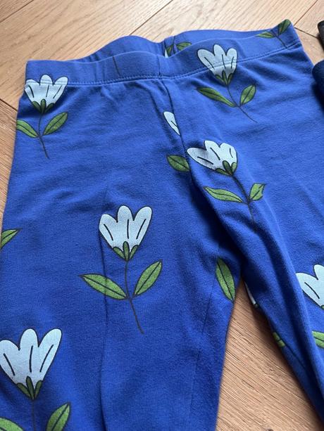 Modré a šedé legíny, next,110