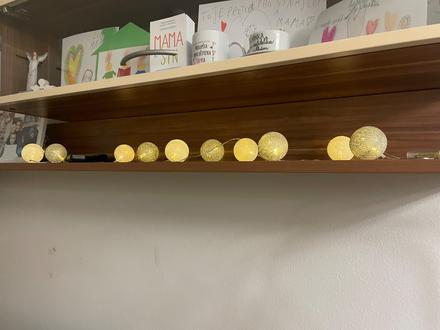 Svietiace dekoračné gule, 