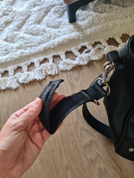 Taska na kocik cierna stylova,