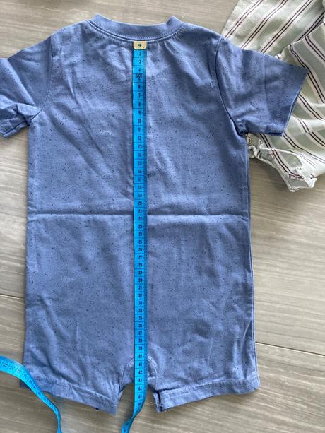 Overaly/opaľovačky 3ks carters 18m, top stav, carter's,86