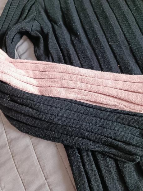 Krasne svetriky, reserved,116