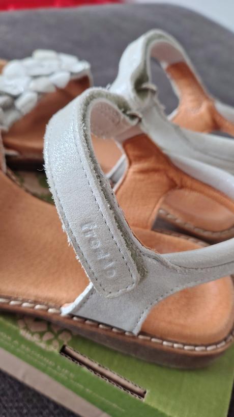 Krásne kožené sandálky froddo, froddo,33