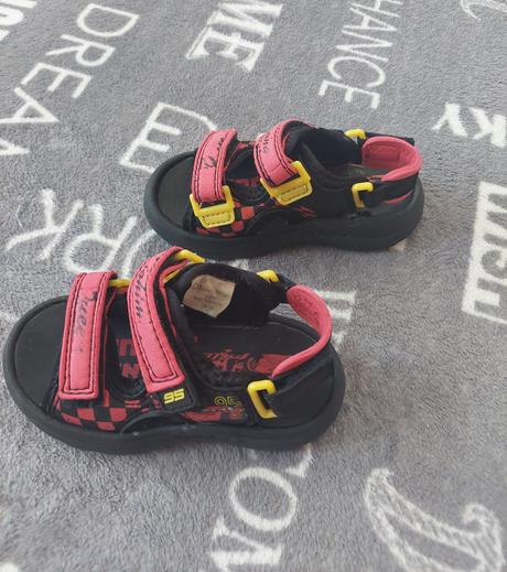 Sandálky queen, disney,22