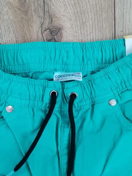 Nohavice, coccodrillo,146