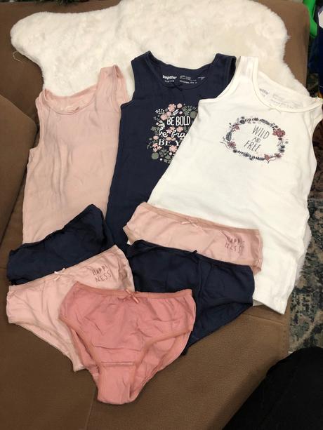 Tielka +nohavičky 110/116, lupilu,116