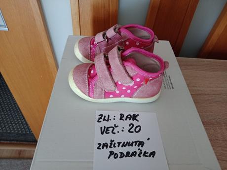 Dievčenské tenisky zn.rak veľ.20, rak,20