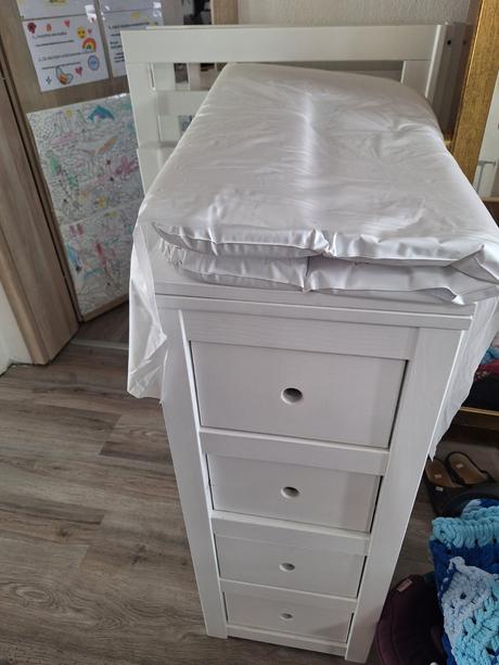 Detská postieľka s komodou, šírka (cm): 70,dĺžka (cm): 120