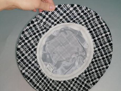 Klobúčik, monak,58