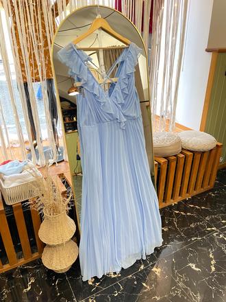 Spoločenské plisované šaty pre moletky asos, 46