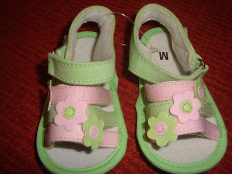 Sandalky nenosené, cherokee,<17