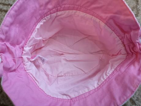 Klobúčik s hello kittie, 98