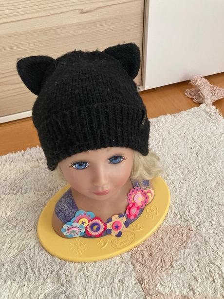 Ciapka s mačacími ušami, reserved,98