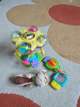 Rôzné hračky pre bábätká, 